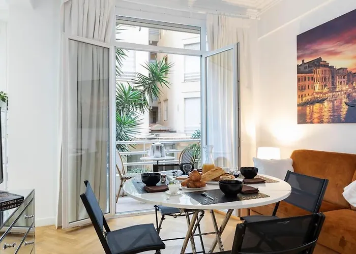 Apartmán Promenade, 2pieces Chic Et Clim Avec Terrasse Location Eligible Au Bail Mobilite Mobility Lease *